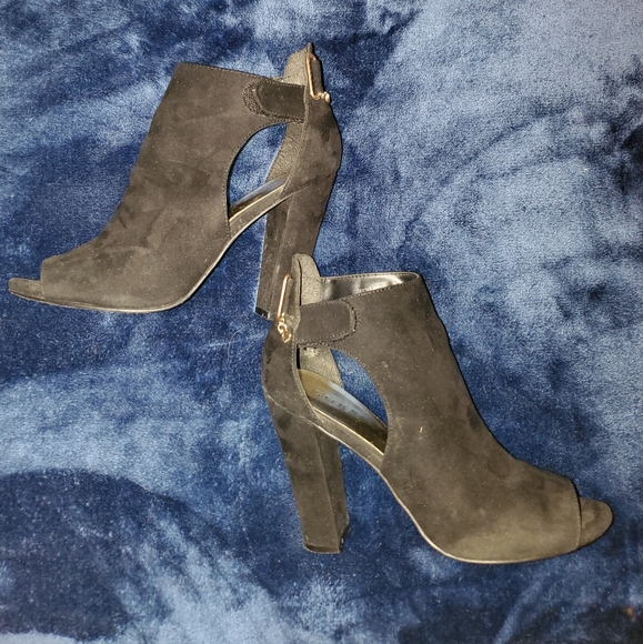 Guess Black Peep Toe Boots - Picture 8 of 12